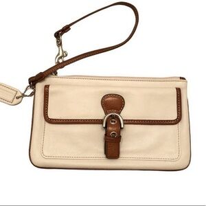 Coach white brown soho leather wristlet wallet y2k vintage soho
